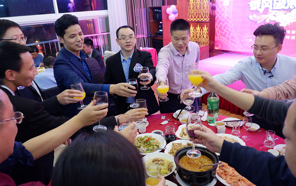 97����-����Ʒ��,Դ������